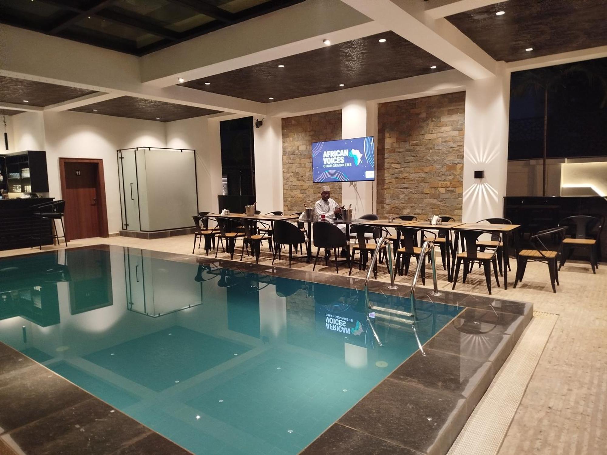 The Stallion Abuja Bagian luar foto